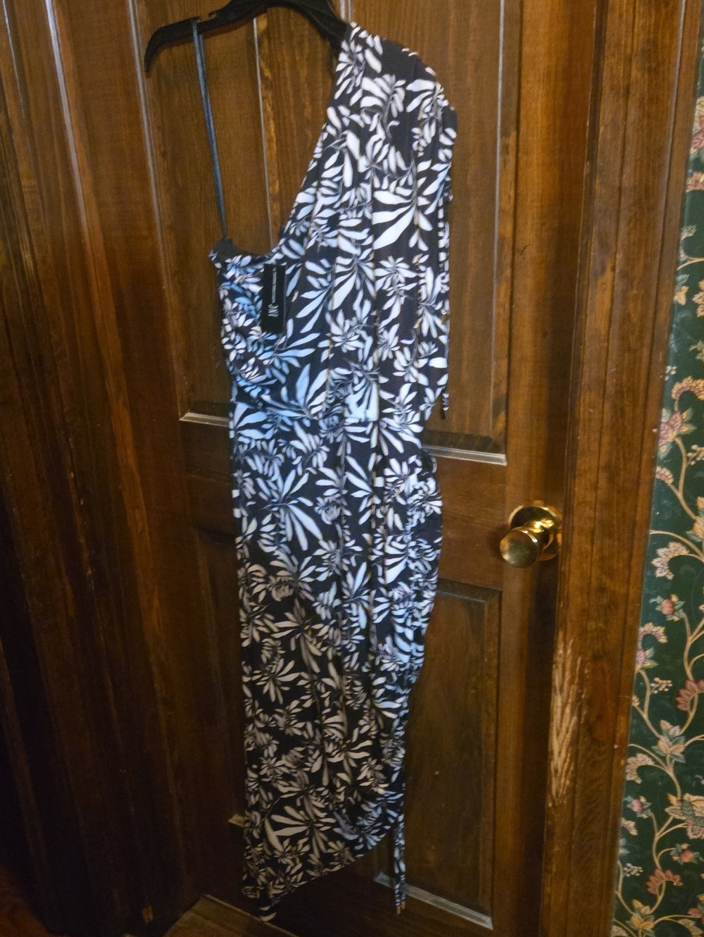 INC International Concepts Black and White Floral Dress